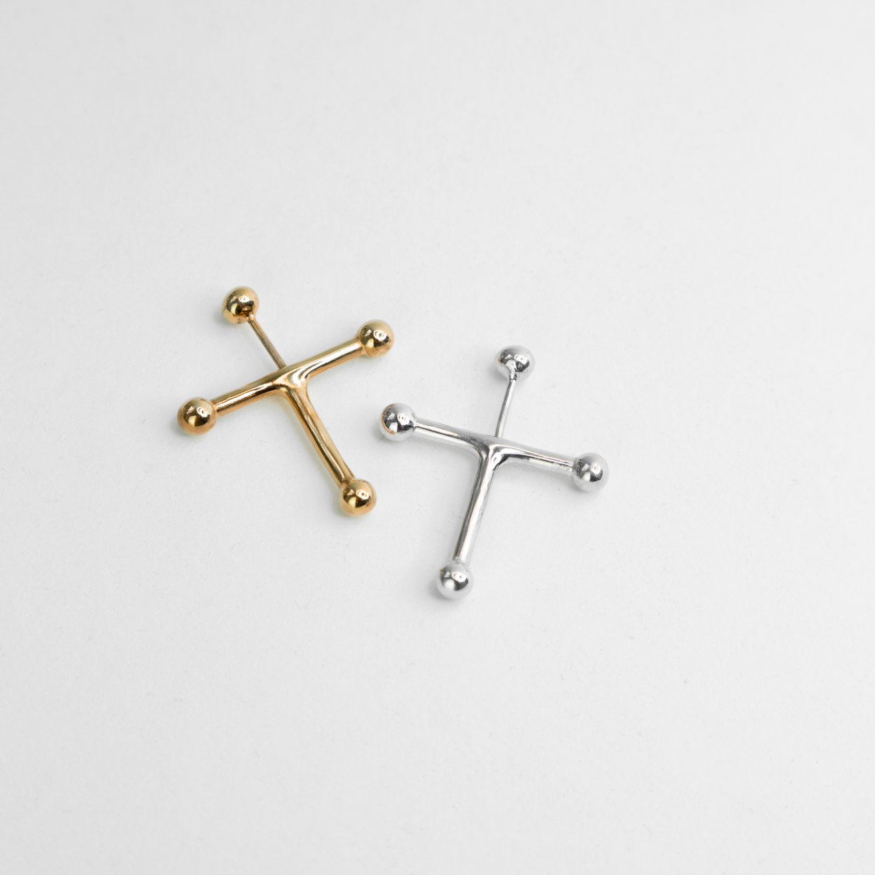 MONOEARRING TRANSVERSAL