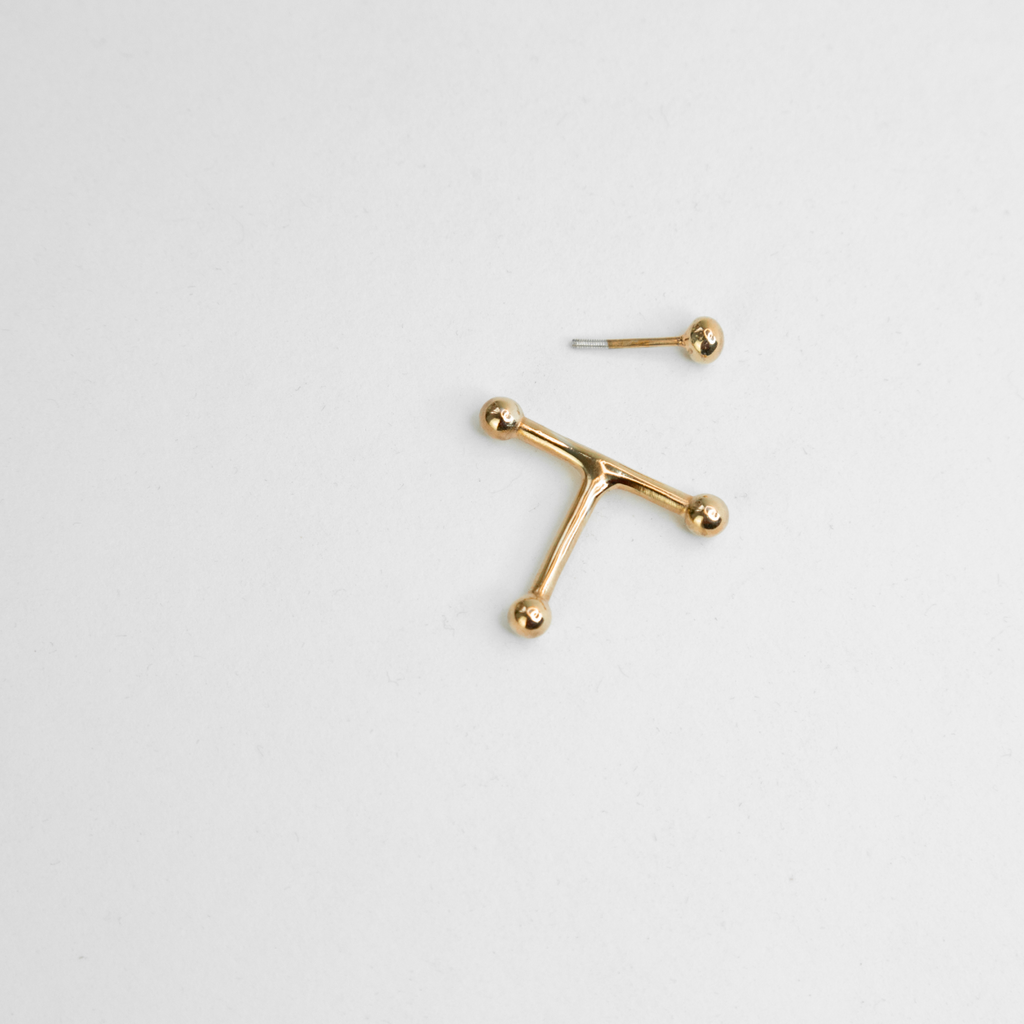 MONOEARRING TRANSVERSAL